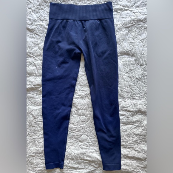Lorna Jane Seamless Sport Leggings - Blue with small paint mark - Size XS (?) - Picture 2 of 7